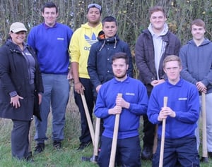 apprentices-clear-land-for-new-trees